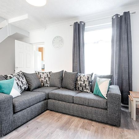 City Centre, Parking, Smart Tv'S In All Rooms سوانسي المظهر الخارجي الصورة