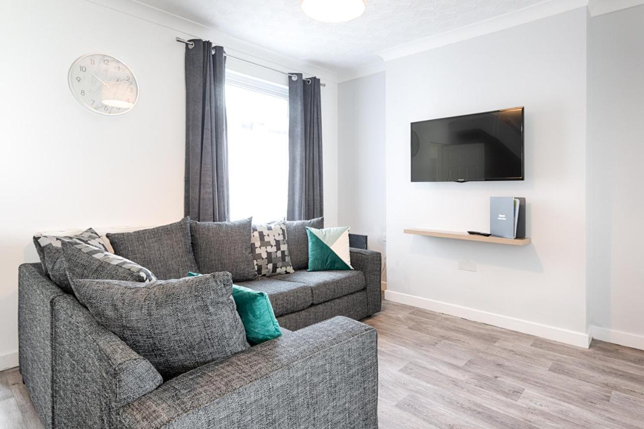 City Centre, Parking, Smart Tv'S In All Rooms سوانسي المظهر الخارجي الصورة