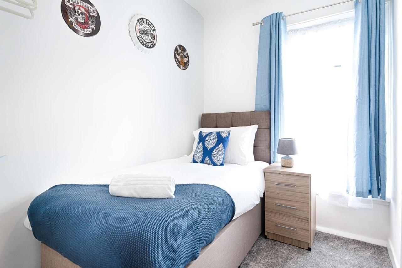 City Centre, Parking, Smart Tv'S In All Rooms سوانسي المظهر الخارجي الصورة
